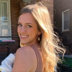 Meet your Posher, Lindsey